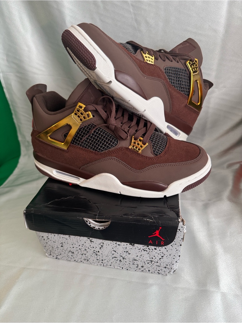 Nike Air Jordan 4 Retro 'Bin 23' sneakers, brown suede upper/metallic gold wings